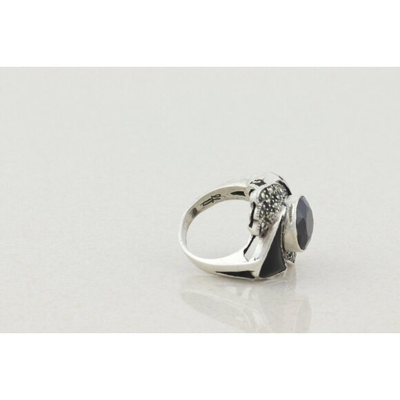 Sterling Silver Onyx and Marcasite Ring Size 6 1/4 - Picture 9 of 9